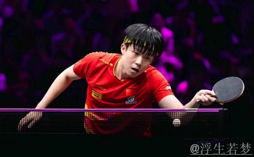 王楚钦绝妙神技!勒布伦失控,一脚踢飞乒乓球 王楚钦绝妙神技!勒布伦失控,一脚踢飞乒乓球